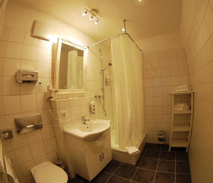 Hotel Mohren Post Wangen im Allgäu Стая снимка