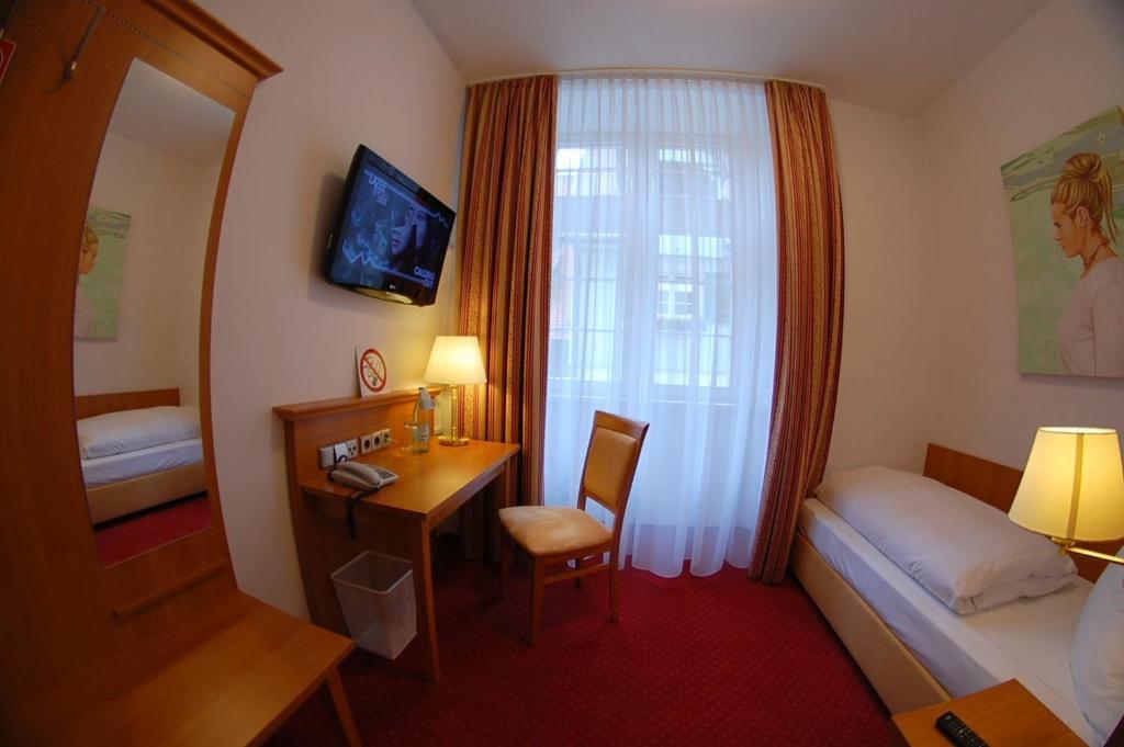 Hotel Mohren Post Wangen im Allgäu Стая снимка